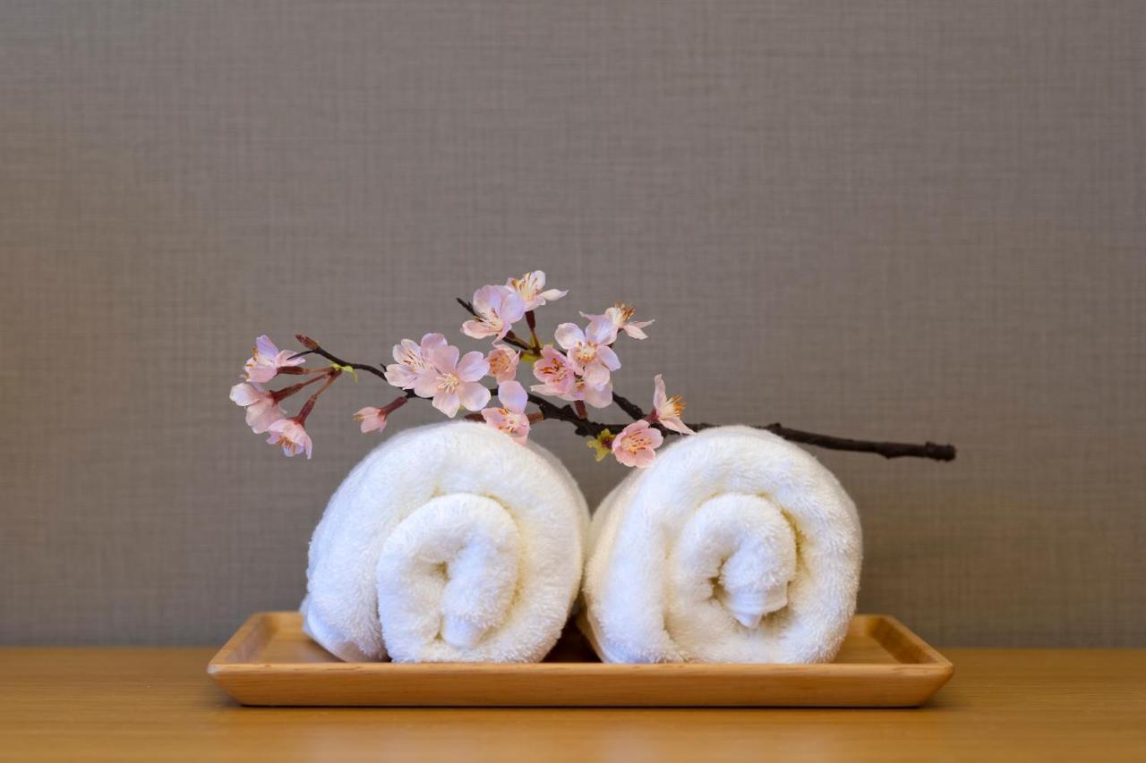 Cherry Blooming Tokyo- All Suite Boutique Hotel 东京伊樱里-中央区全套房艺术酒店 Экстерьер фото
